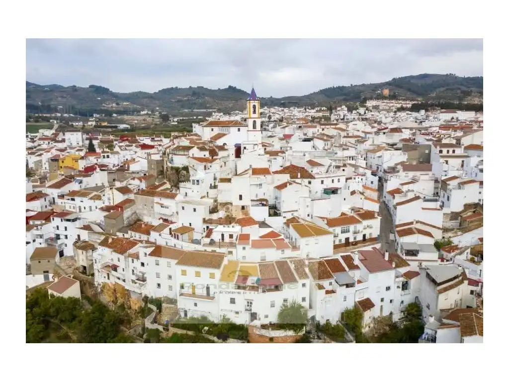 Exterior view of Houses for sale in Yunquera  with Terrace and Balcony