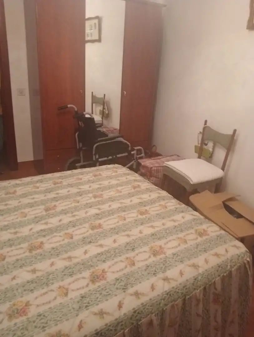 Habitación de Casa o chalet en venta en  Logroño con Calefacción, Jardín privado y Terraza