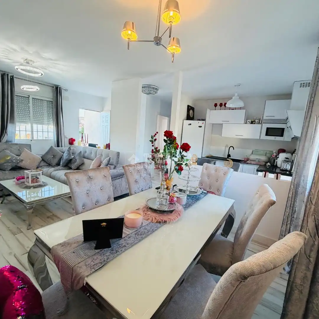 Comedor de Casa o chalet en venta en Colmenar de Oreja con Aire acondicionado, Calefacción y Jardín privado