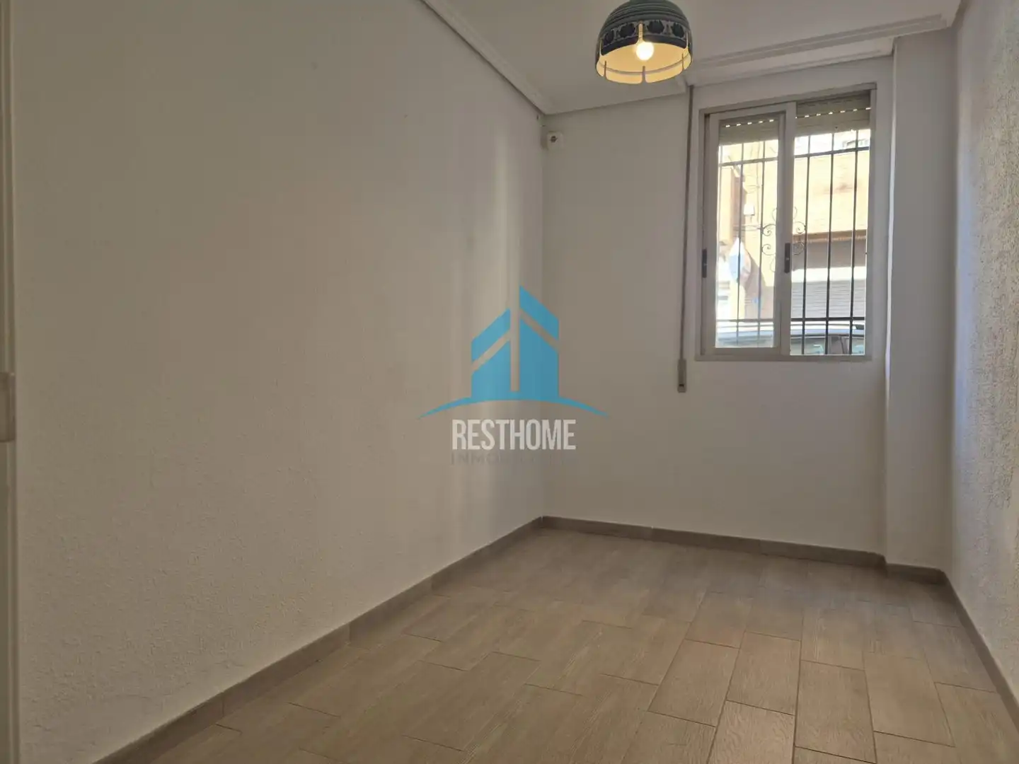 Dormitori de Casa o xalet en venda en Aldaia amb Terrassa, Traster i Balcó