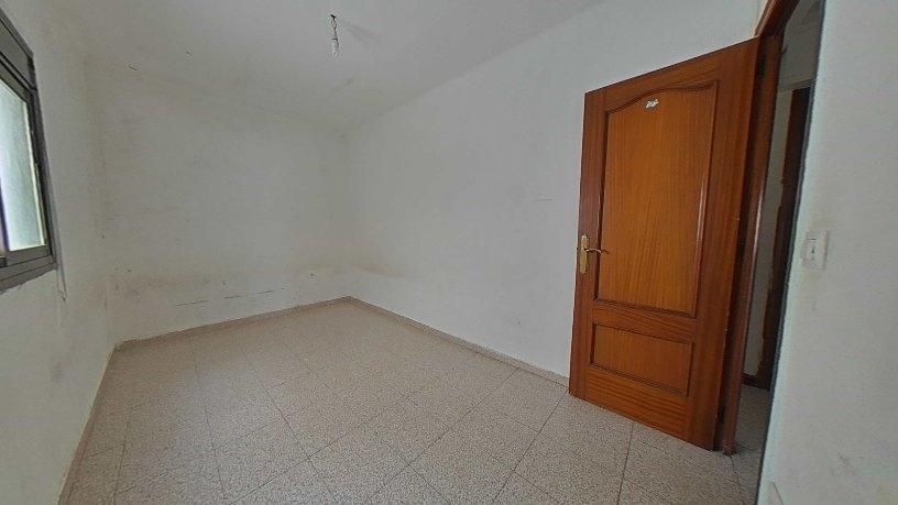 Bedroom of Flat for sale in  Tarragona Capital