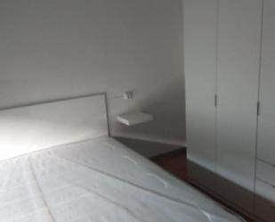 Bedroom of Flat to rent in Salamanca Capital  with Heating and Terrace