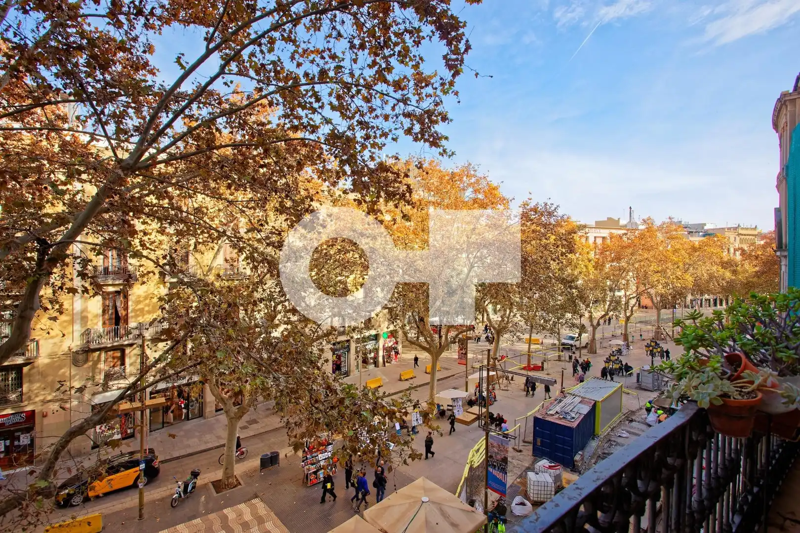Vista exterior de Apartament en venda en Barcelona amb Terrassa, Moblat i Balcó