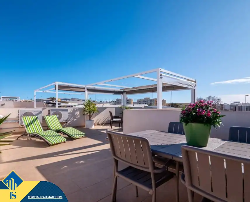 Terraza de Dúplex en venta en Torrevieja con Terraza, Amueblado y Piscina comunitaria