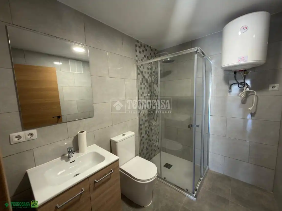 Baño de Casa adosada en venta en El Romeral con Terraza