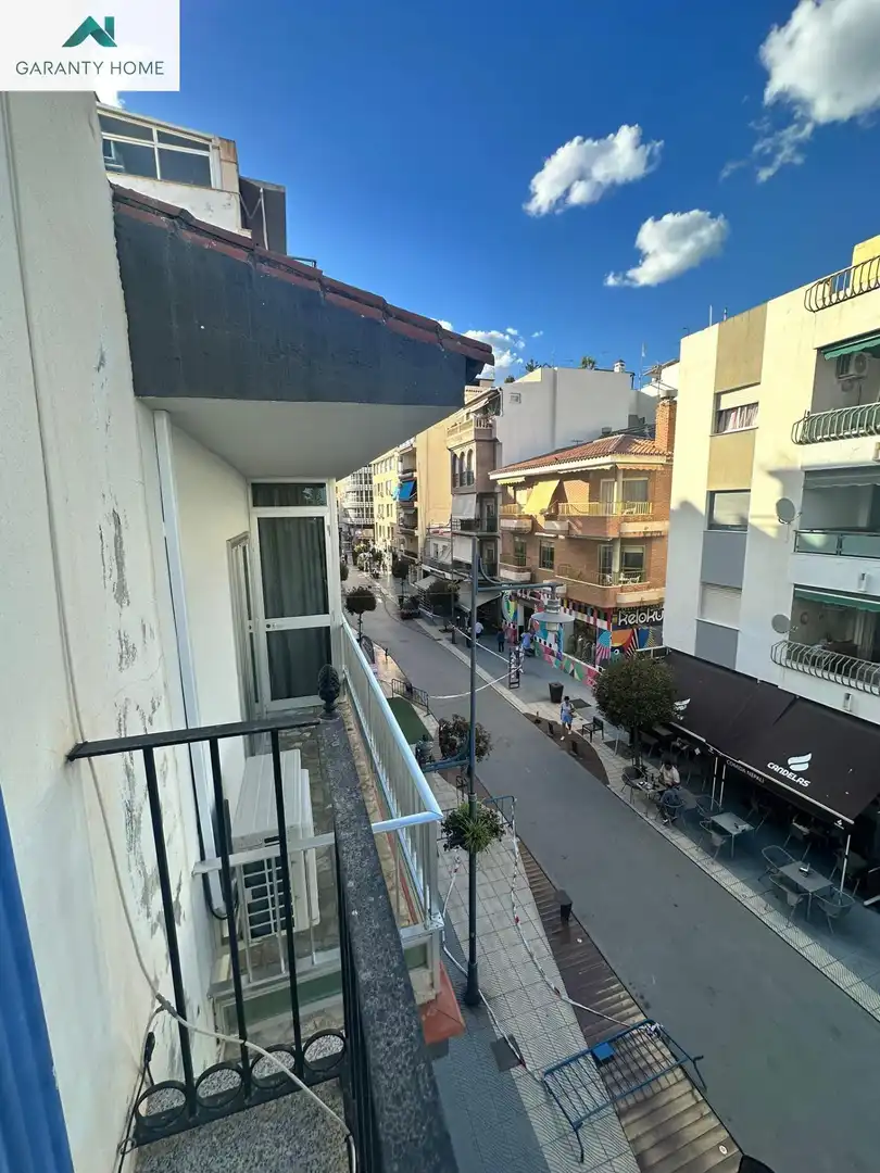 Außenansicht von Gebäude zum Verkauf in Vélez-Málaga