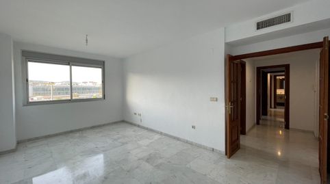 Photo 3 of Flat for rent in Avenida Avenida Vía Augusta, Arroyo del Moro - Noreña, Córdoba Capital