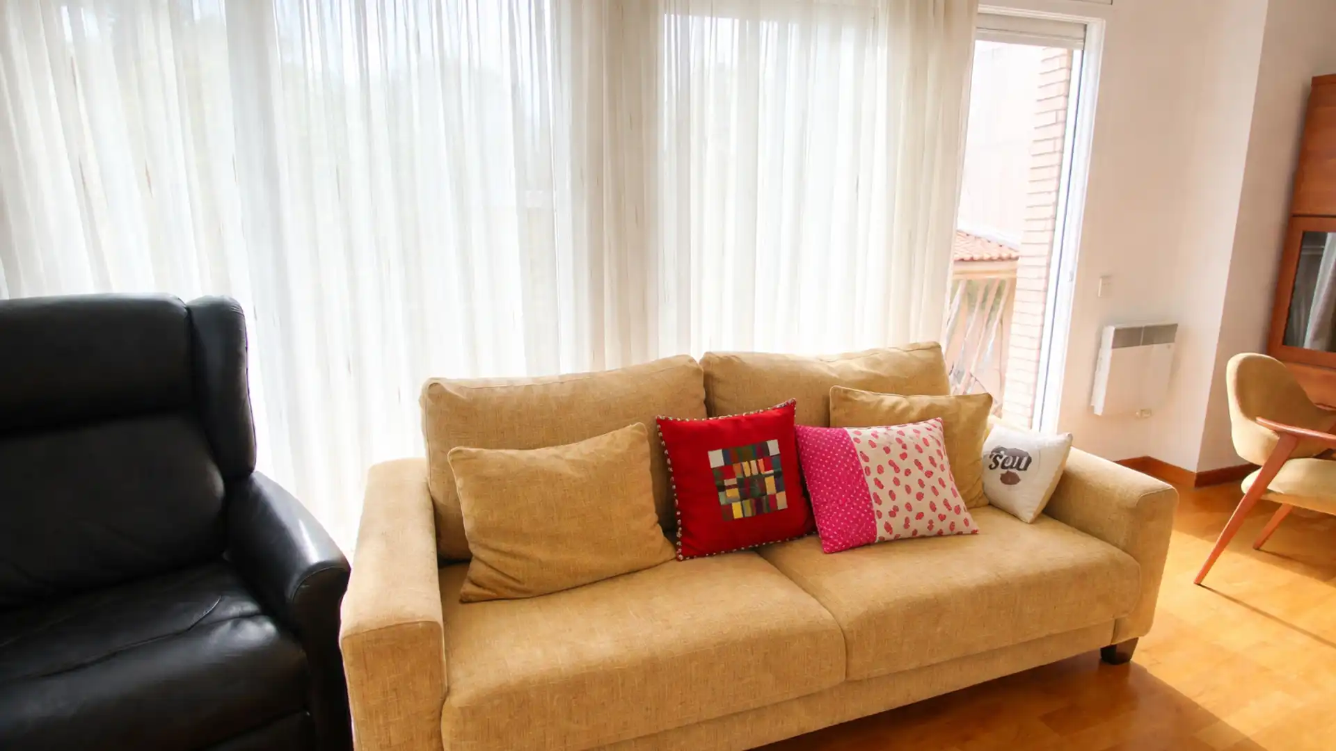 Sala d'estar de Pis en venda en Terrassa amb Aire condicionat, Calefacció i Parquet