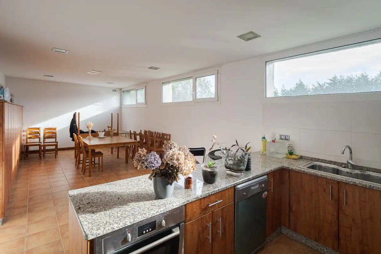Küche von Wohnung zum Verkauf in Hondarribia mit Heizung, Privatgarten und Terrasse