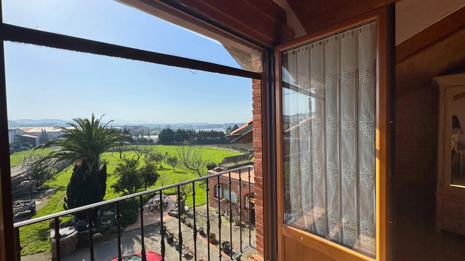 Terraza de Casa o chalet en venta en Miengo con Jardín privado y Amueblado