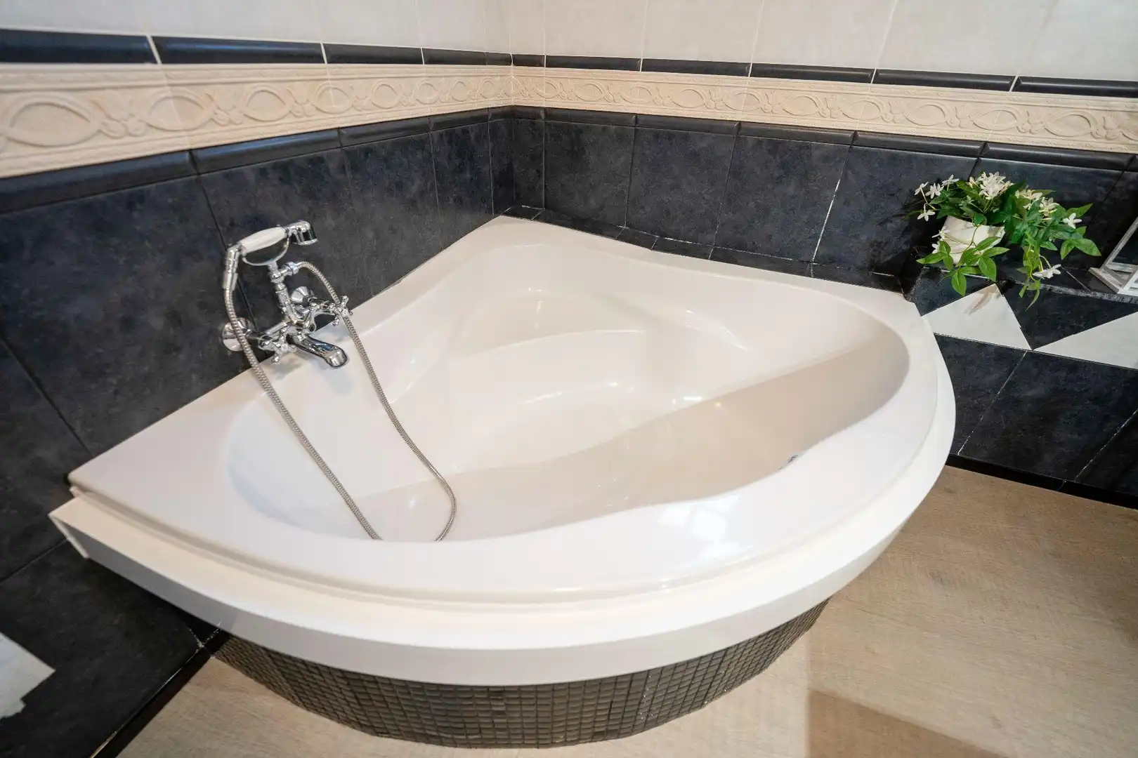 Bathroom of Houses for sale in La Orotava  with Heating, Private garden and Storage room