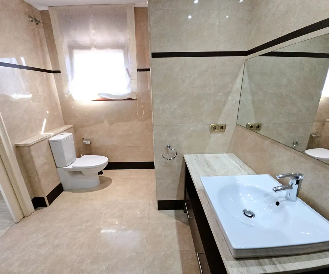 Casa amb terrassa en venda a Tiana, imagen 53