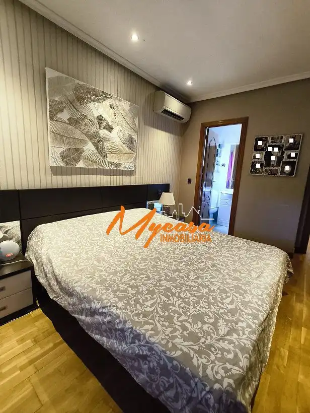 Schlafzimmer von Wohnung zur Miete in Villaviciosa de Odón mit Klimaanlage, Heizung und Terrasse