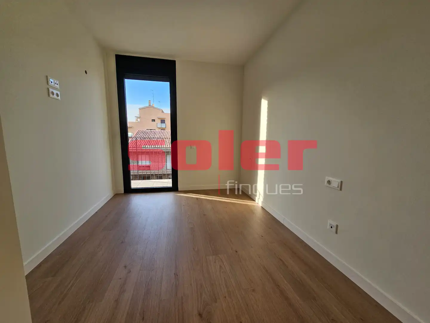 Bedroom of Flat for sale in Rubí  with Air Conditioner and Heating