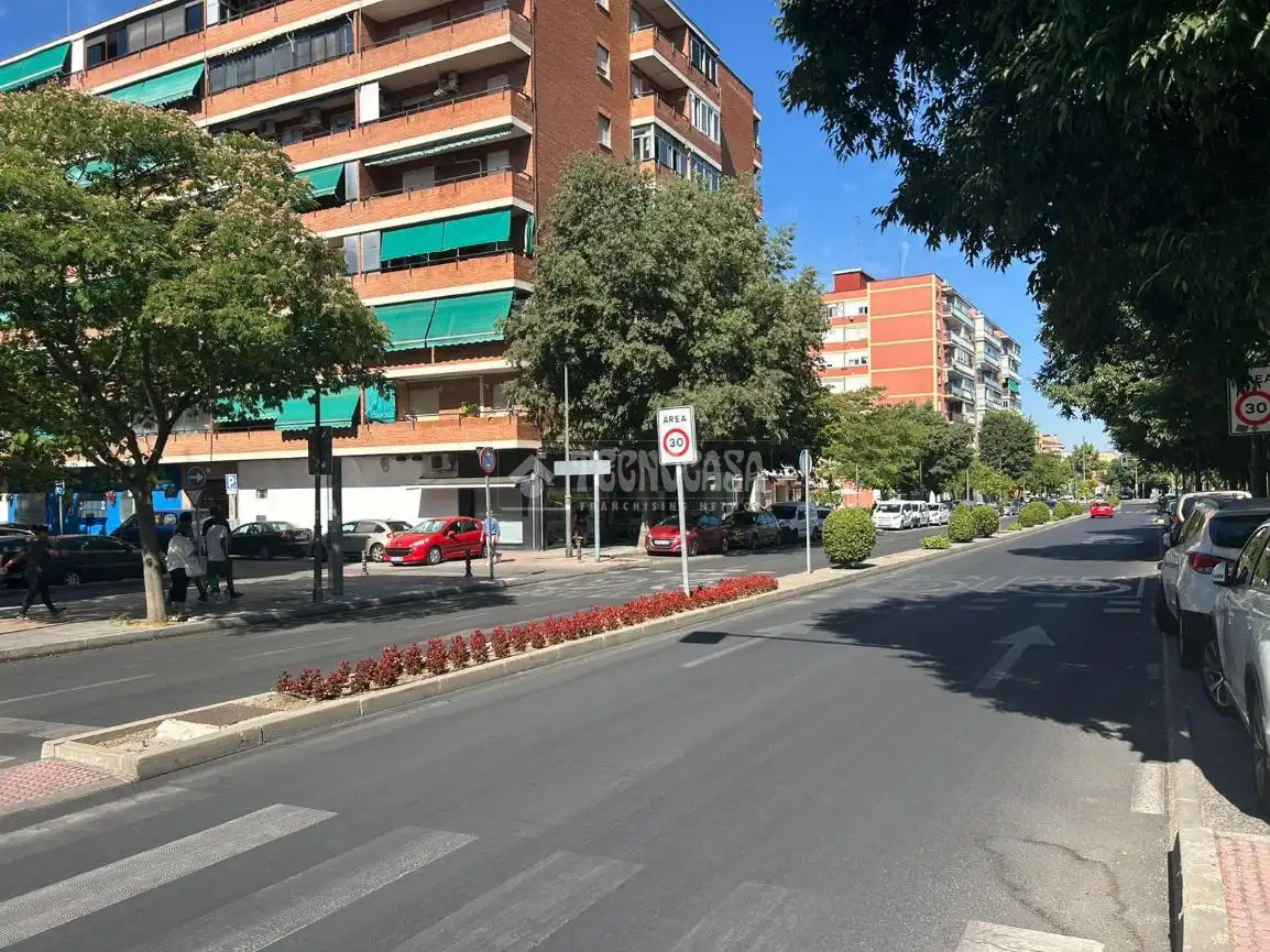Vista exterior de Piso en venta en Móstoles
