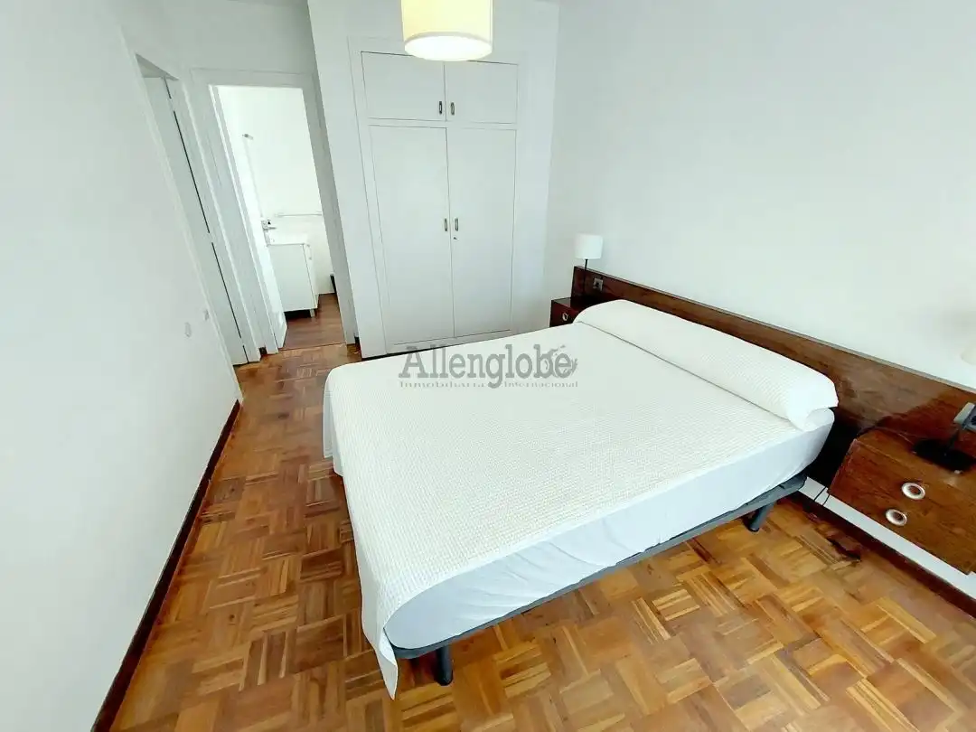 Apartament de lloguer a Calle Martínez Marina, Fontán