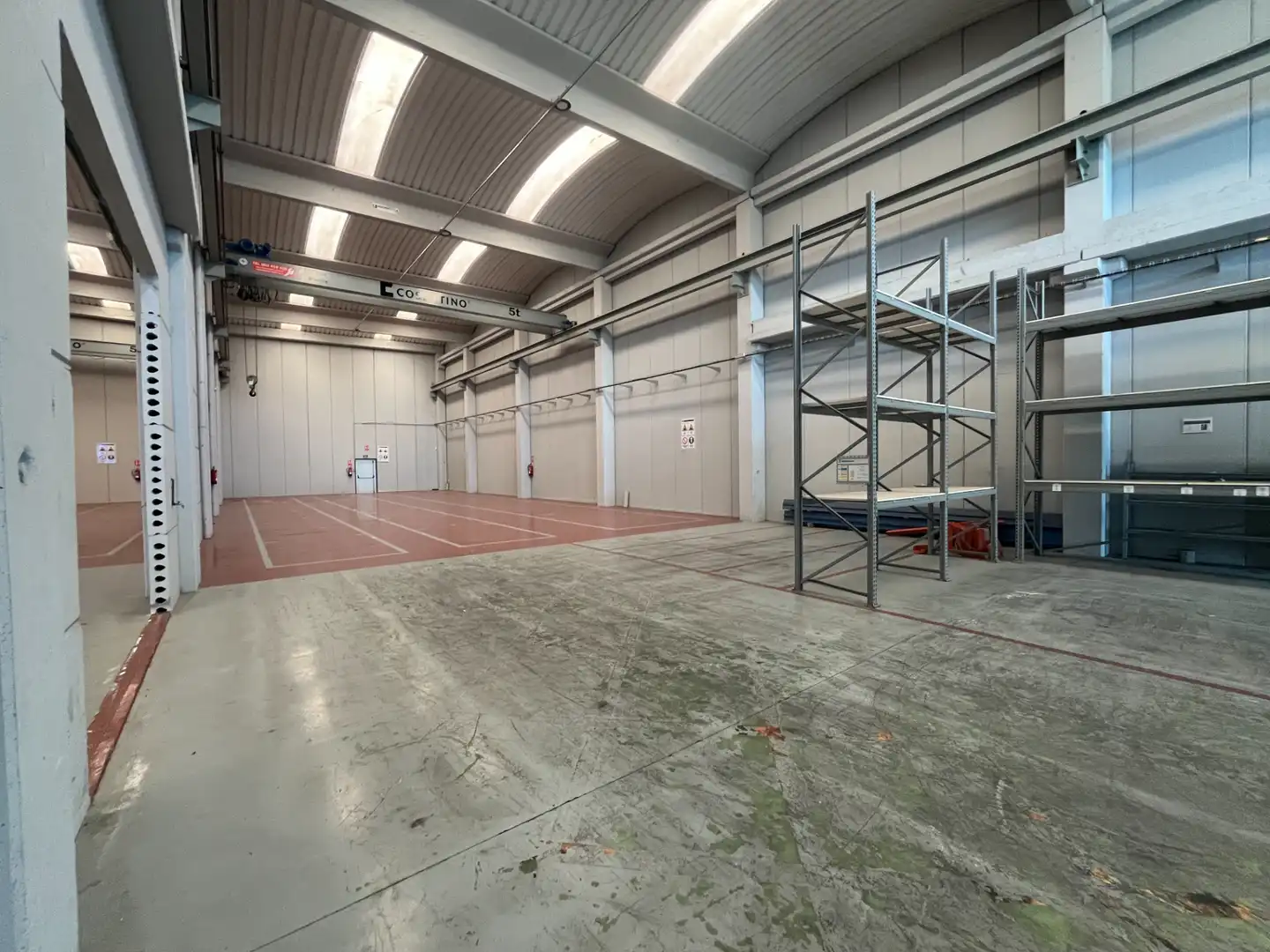Nave industrial en venta en Salt con Calefacción y Alarma