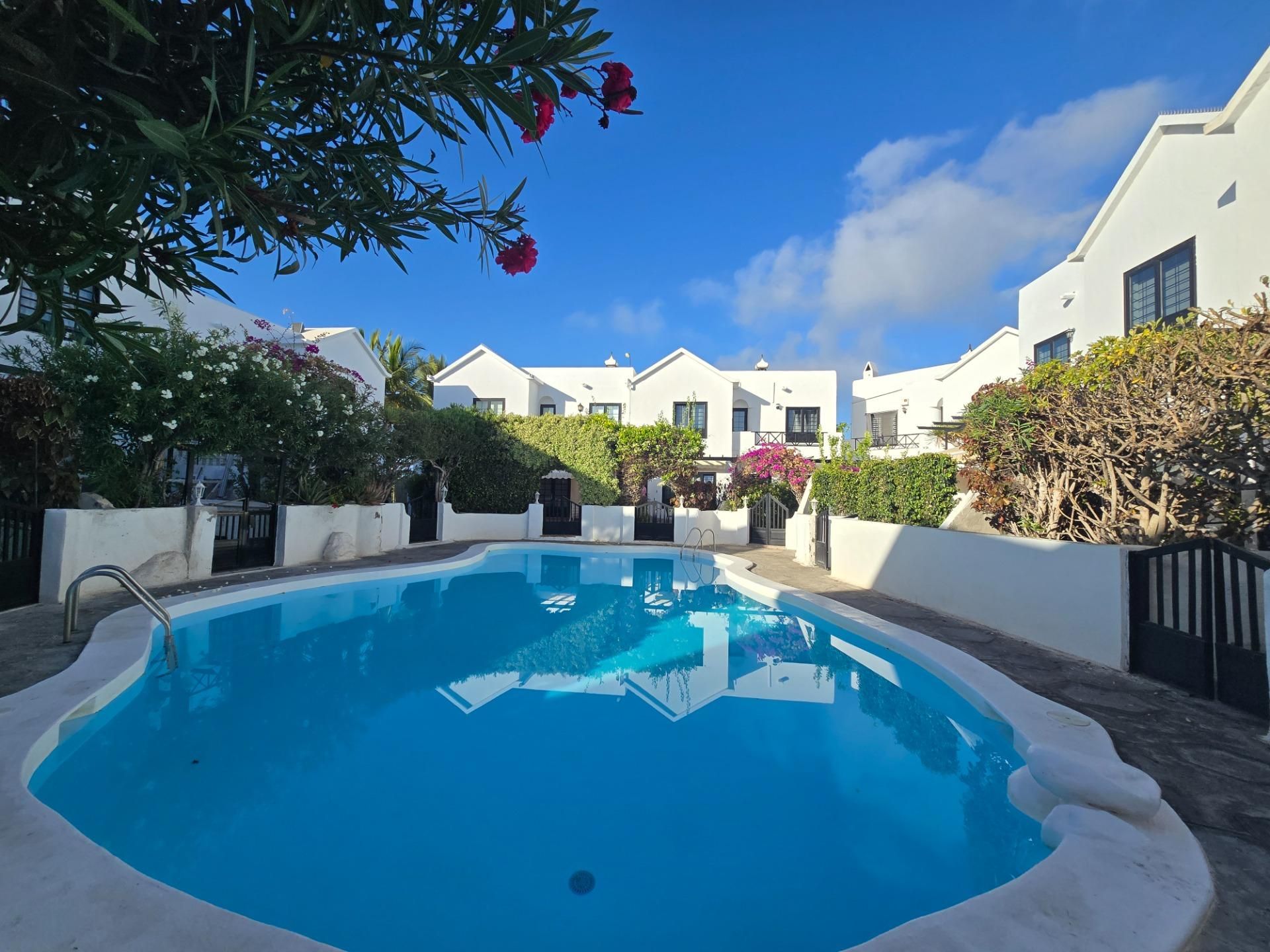 Exterior view of Single-family semi-detached to rent in Mogán  with Private garden, Terrace and Balcony