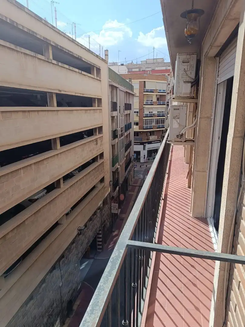 Appartamento con terrazza in affitto a Centro, imagen 12
