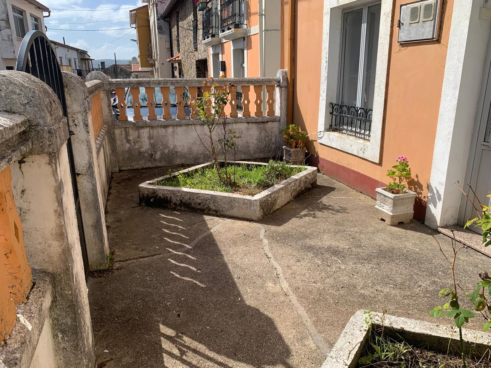 Terrassa de Casa adosada en venda en Fene amb Jardí privat i Moblat