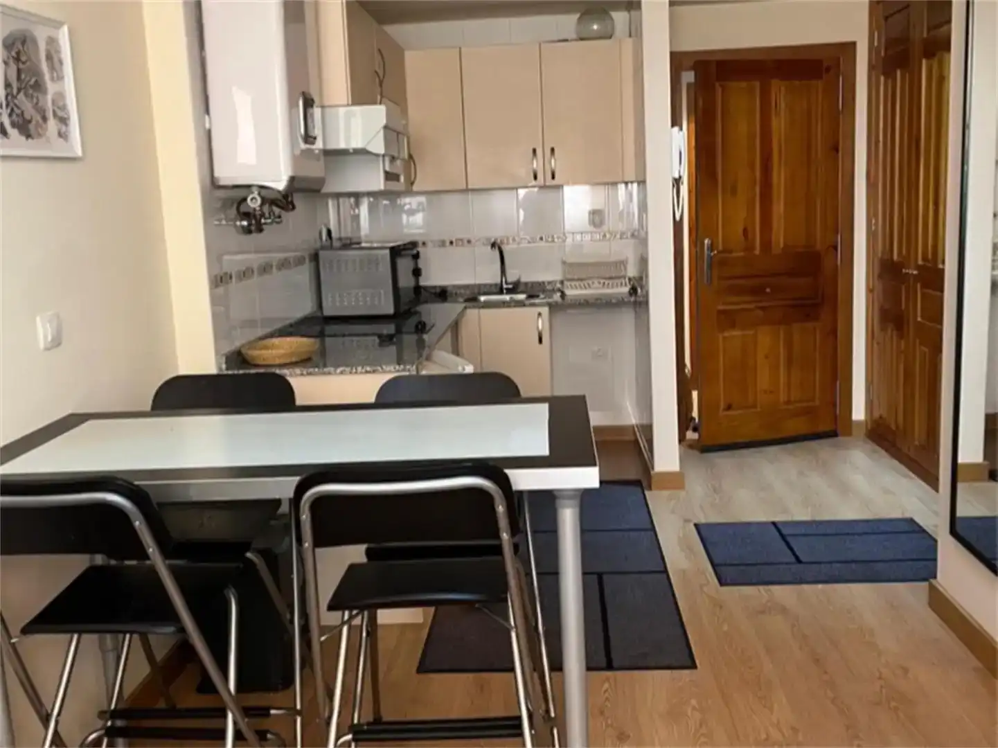 Cuina de Apartament en venda en Puebla de Lillo