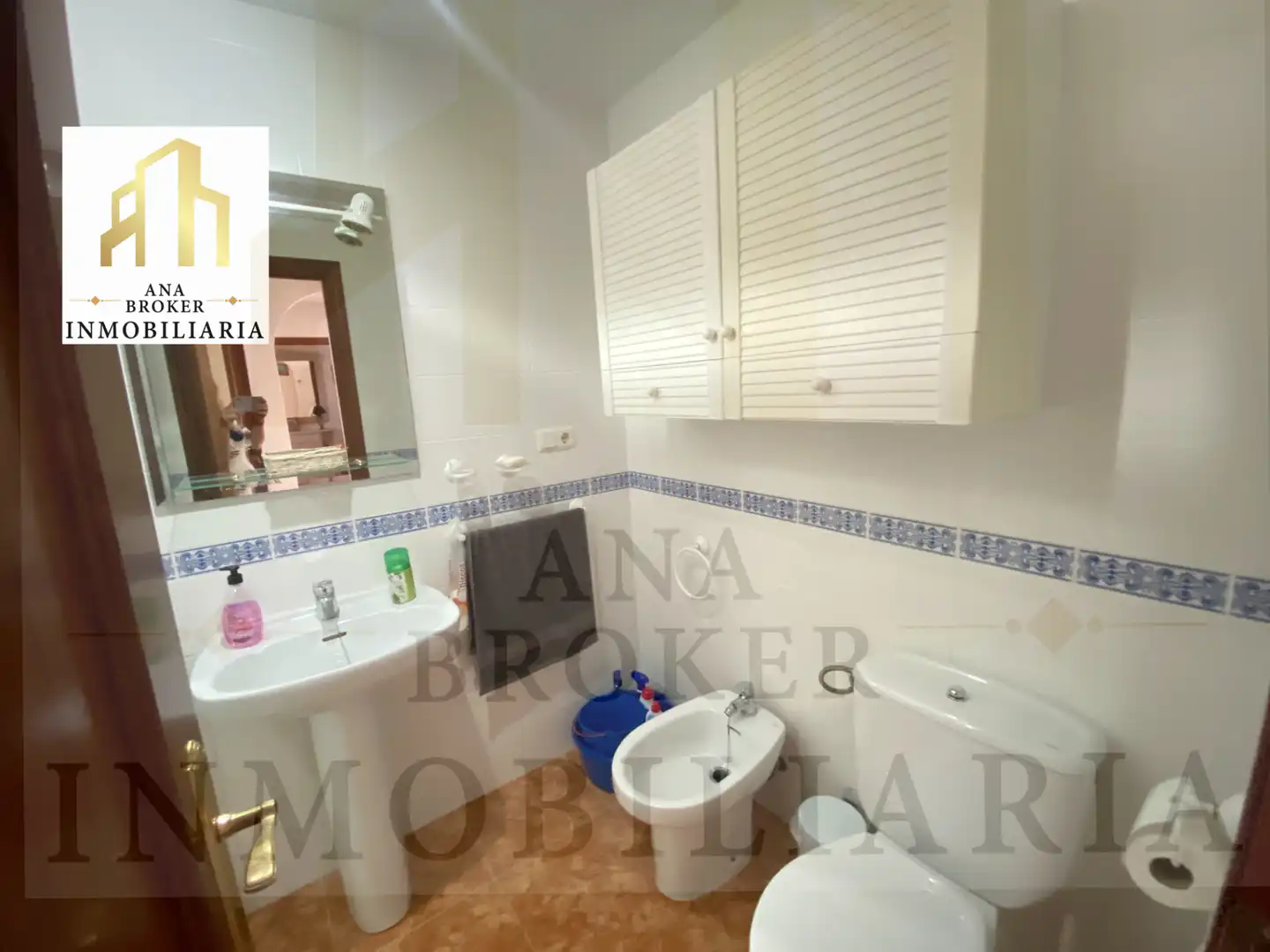 Badezimmer von Wohnung zur Miete in Ronda mit Möbliert, Ofen und Waschmaschine