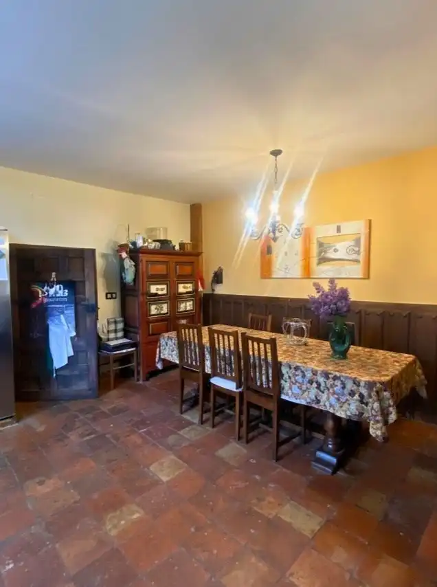 Comedor de Casa o chalet en venta en Merindad de Río Ubierna con Jardín privado