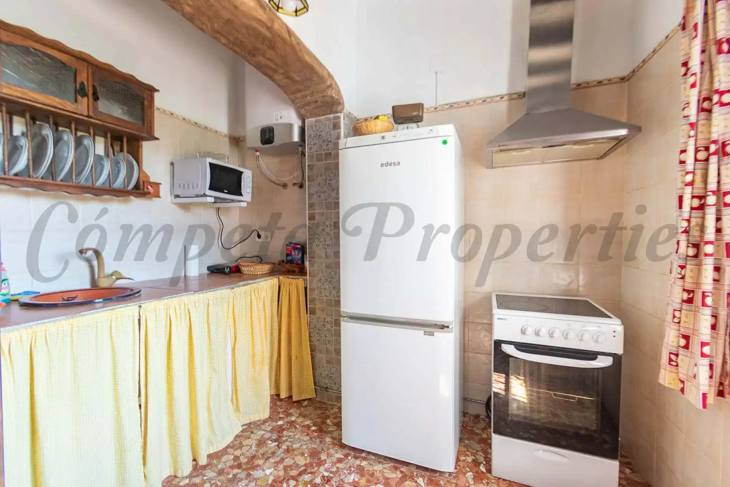 Küche von Country house zum Verkauf in Sedella mit Klimaanlage, Privatgarten und Terrasse