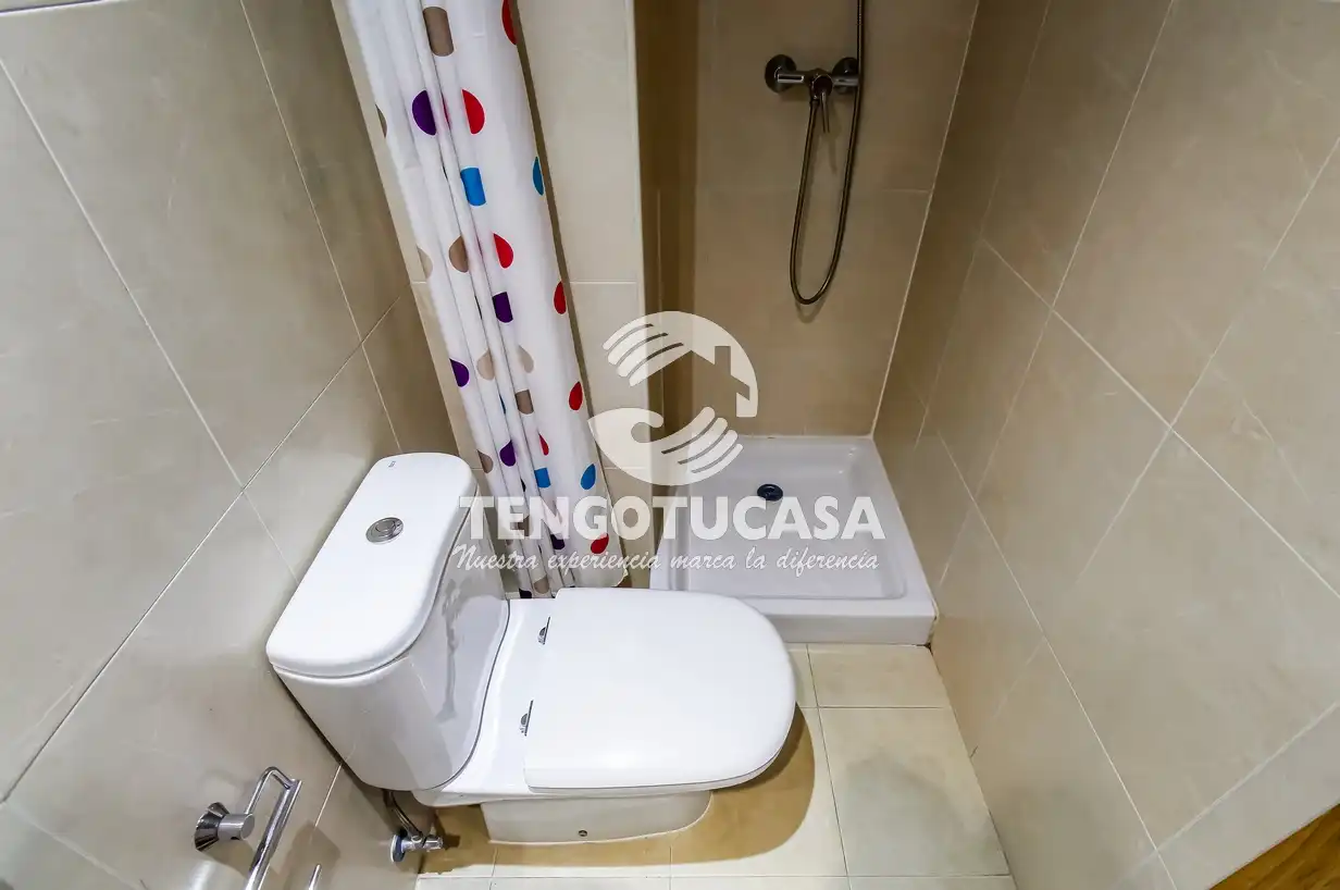Piso en venta en Calle de Belfast, Rejas