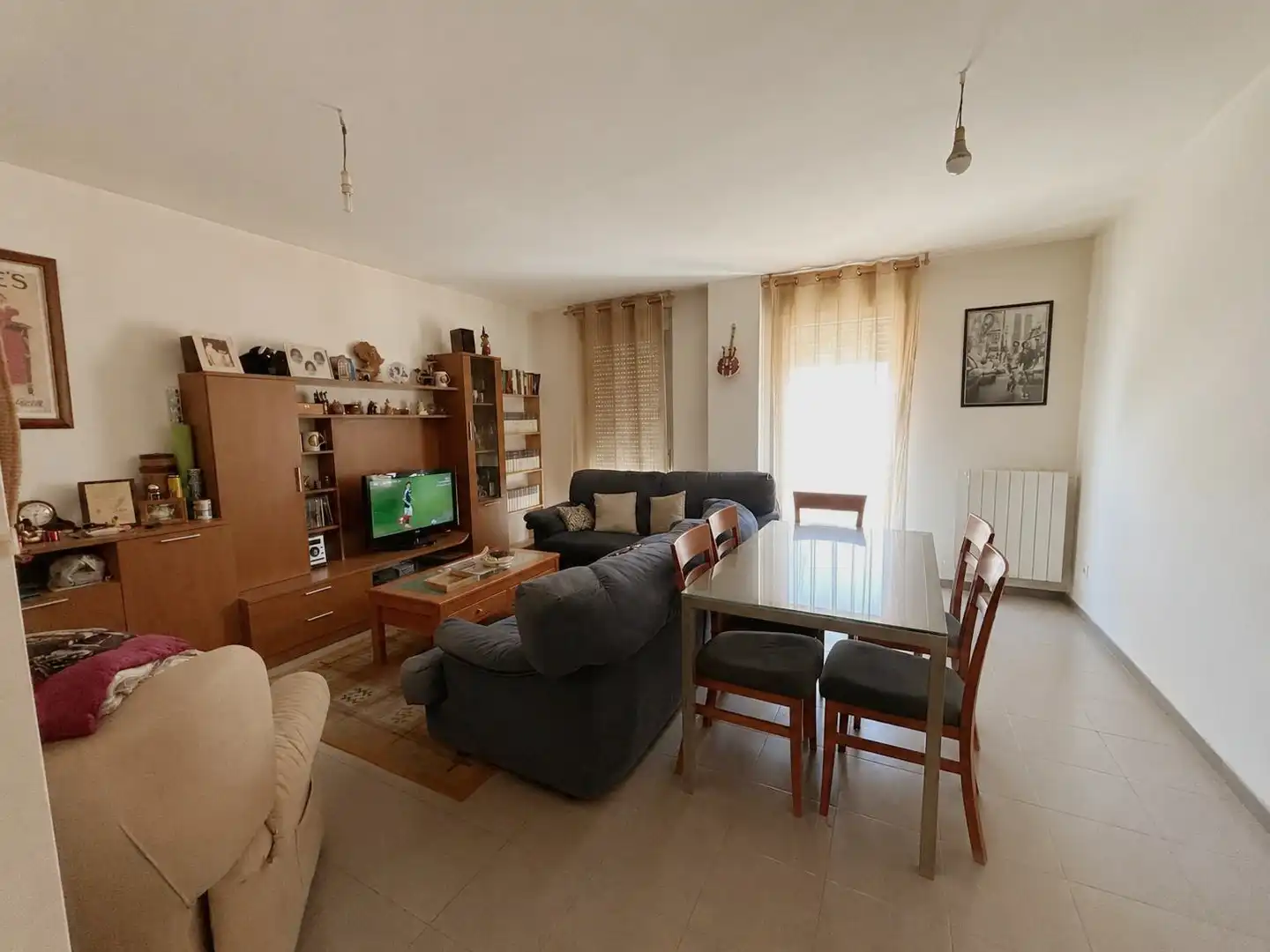 Wohnzimmer von Wohnung zum Verkauf in Zuera mit Heizung, Möbliert und Ofen