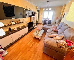 Living room of Flat for sale in Ledesma  with Heating and Balcony