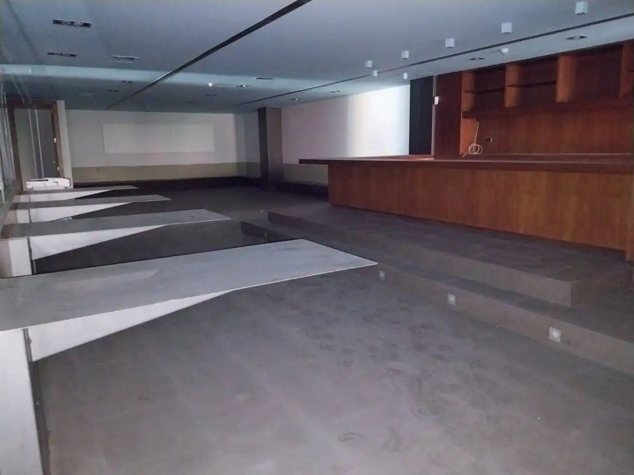 Office space with lift for sale in Avenida Corts Catalanes, imagen 23