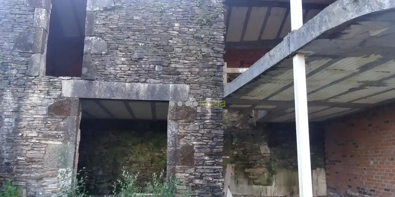 Casa amb jardí en venda a Mos, imagen 2