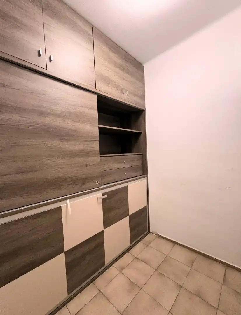 Cuina de Pis de lloguer en Barcelona amb Aire condicionat, Calefacció i Terrassa