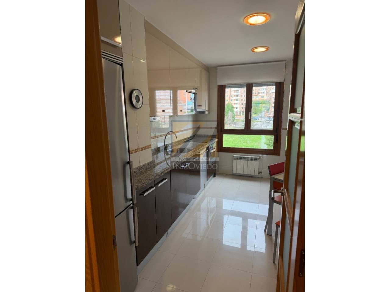 Pis de lloguer a Calle NAVA, Montecerrao