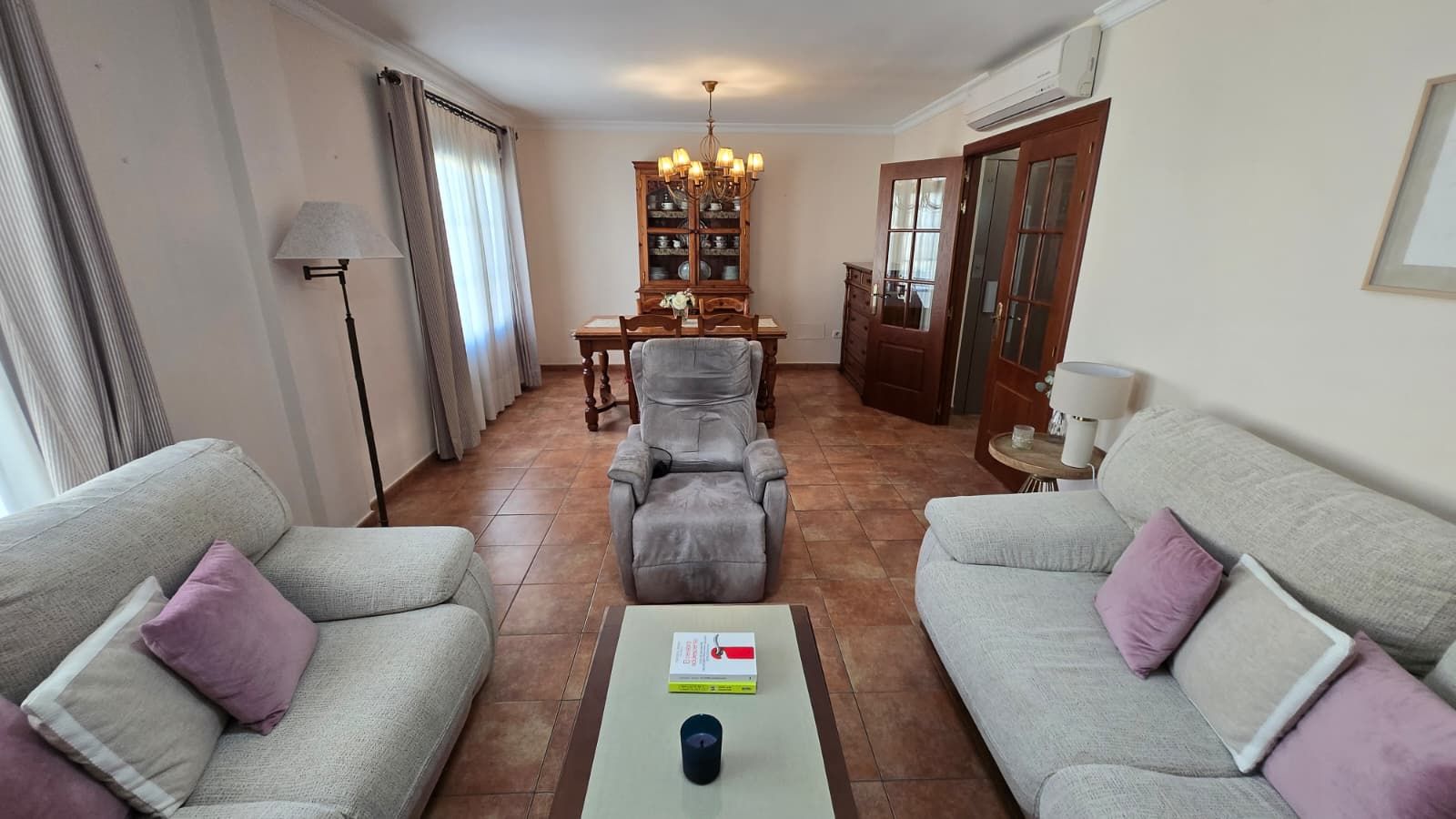 Sala de estar de Casa adosada en venta en Alhaurín de la Torre con Aire acondicionado, Terraza y Trastero