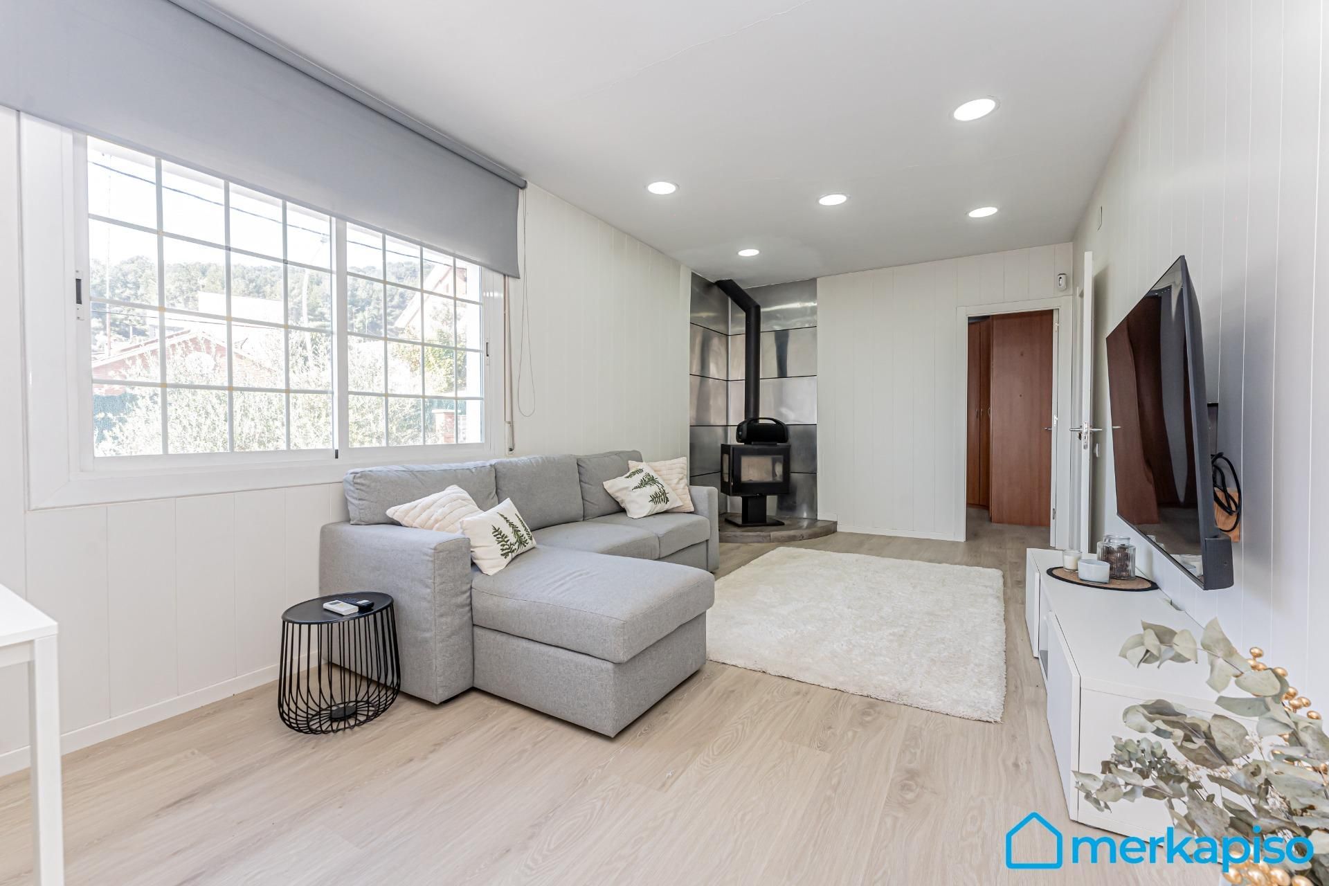 Sala de estar de Casa o chalet en venta en Viladecans con Piscina comunitaria