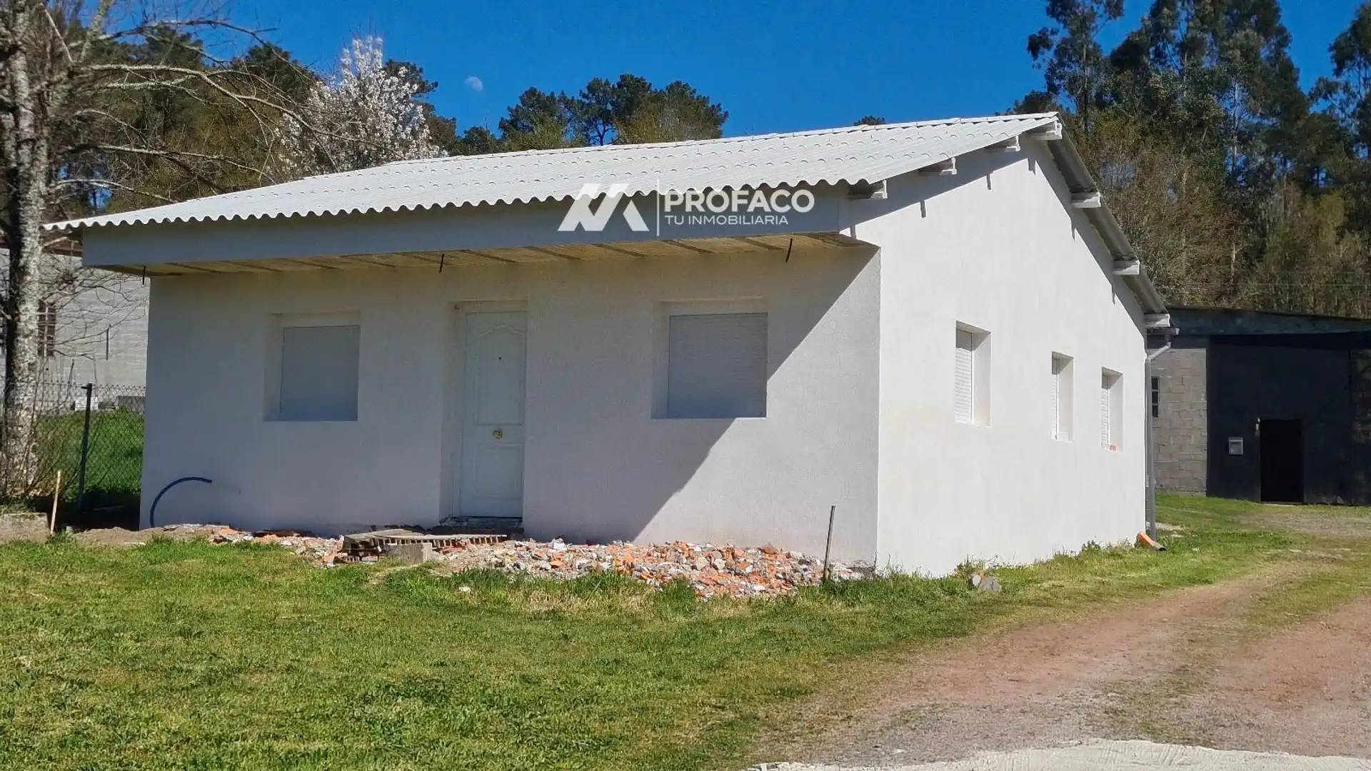 Vista exterior de Casa o xalet en venda en Maside