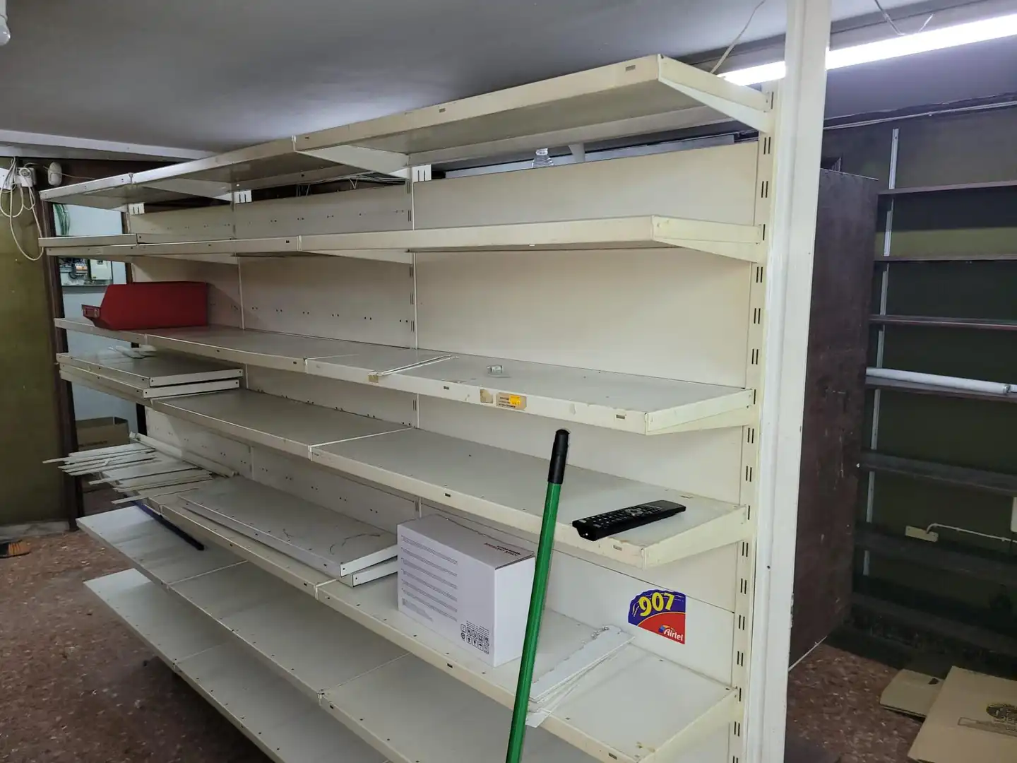 Local en venda en Cádiz amb Aire condicionat