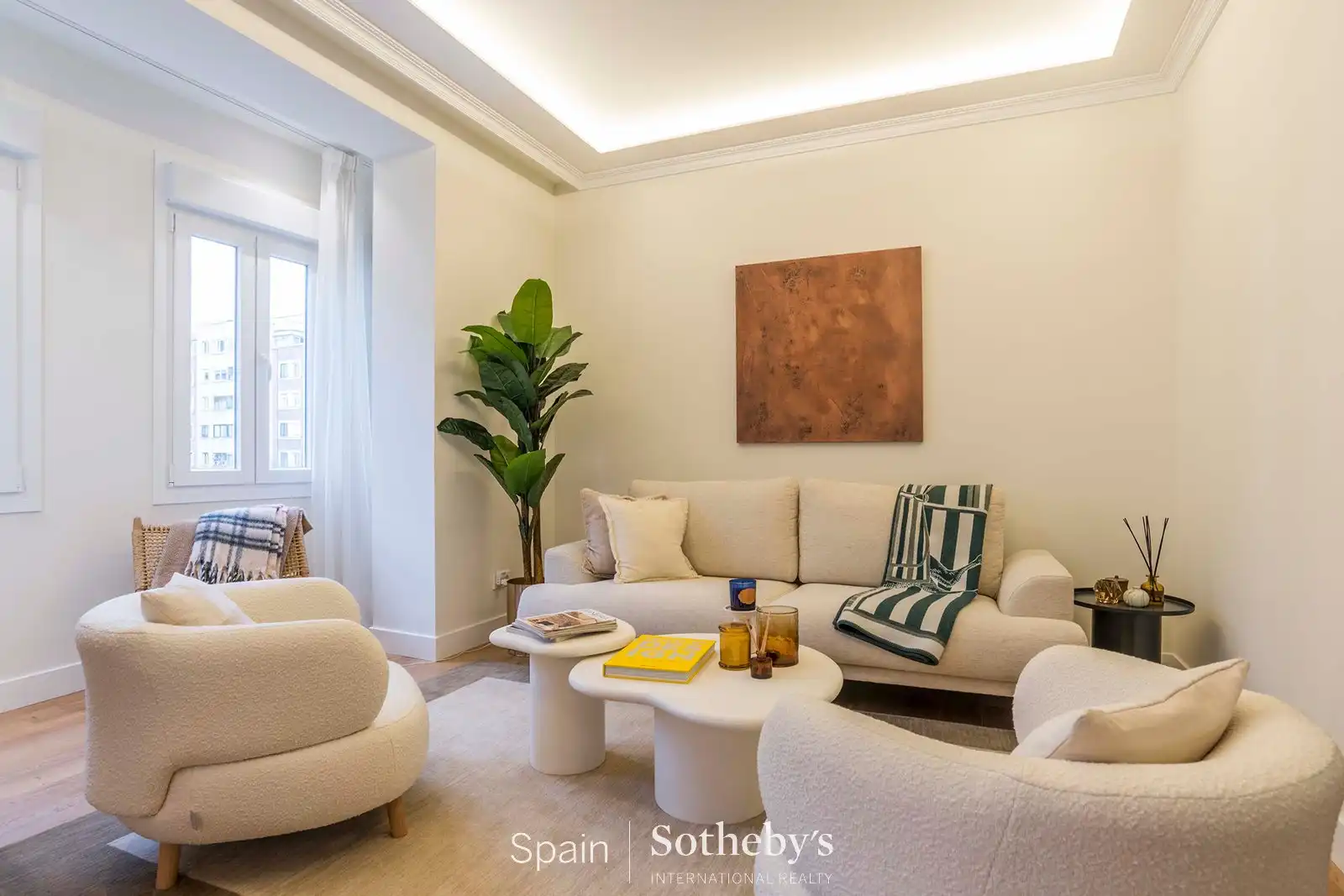Sala de estar de Apartamento en venta en  Madrid Capital con Aire acondicionado, Calefacción y Terraza
