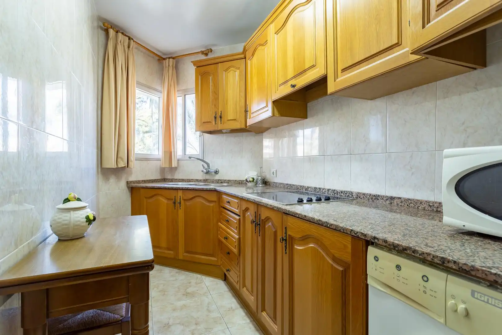 Kitchen of Flat for sale in Salou  with Air Conditioner, Private garden and Terrace