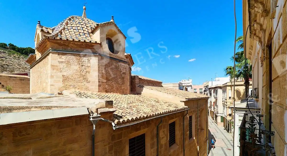 Vista exterior de Casa o xalet en venda en Orihuela amb Balcó