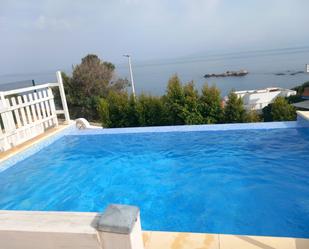 Swimming pool of House or chalet to rent in Algeciras