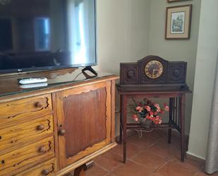 Living room of Apartment to rent in  Sevilla Capital  with Air Conditioner, Furnished and Oven