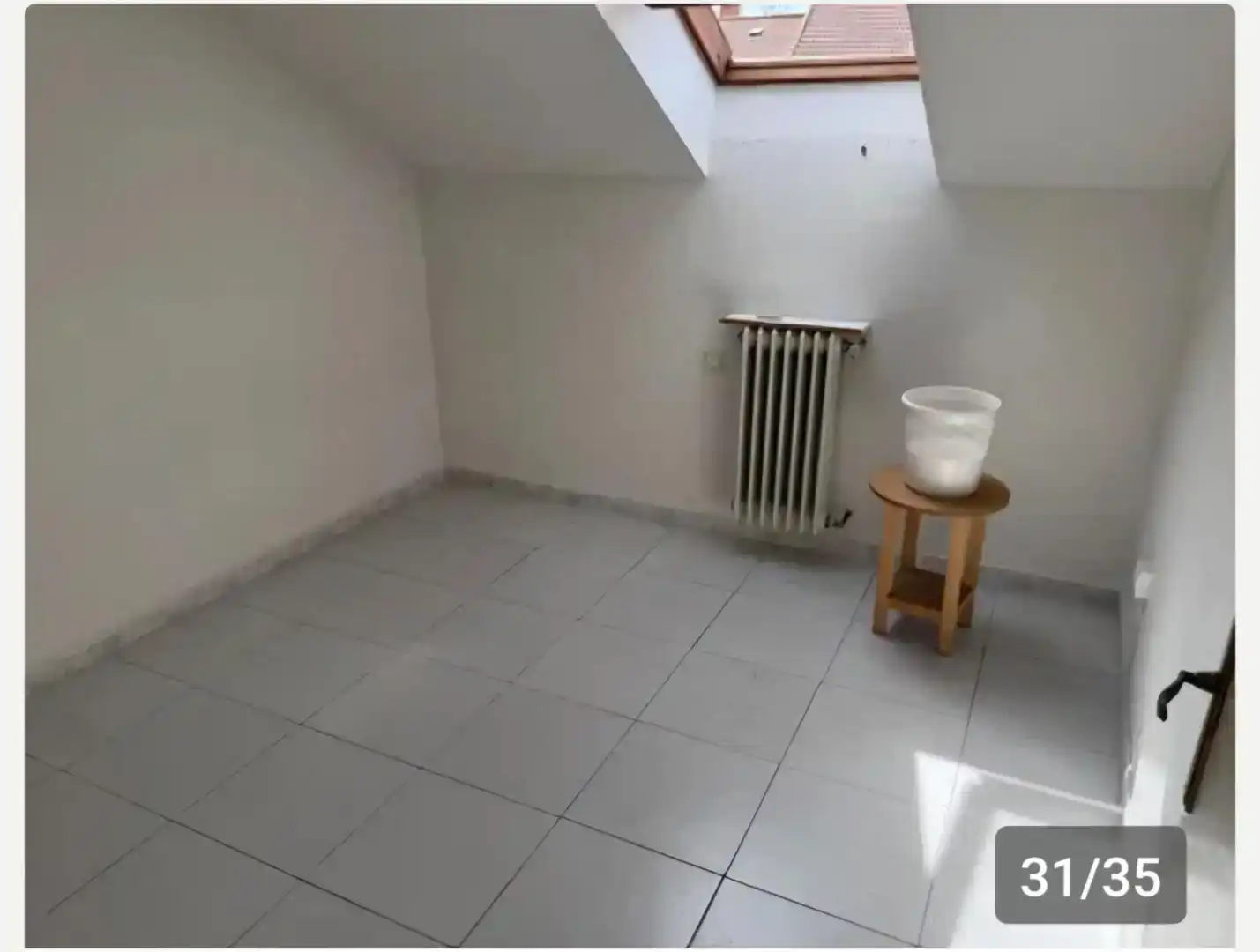 Casa adosada en venta en León Capital  con Balcón