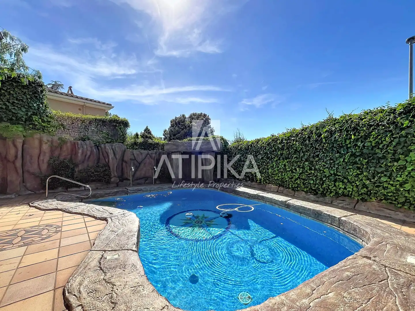 Piscina de Casa o chalet en venta en Sant Pere de Ribes con Piscina, Horno y Lavadora