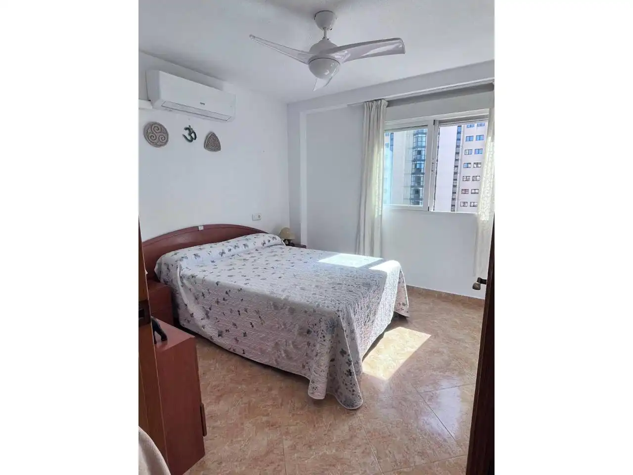 Habitación de Apartamento en venta en Benidorm con Aire acondicionado, Calefacción y Terraza