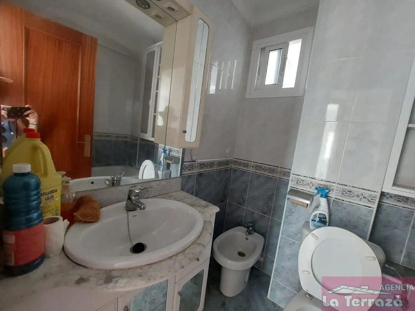Bathroom of Flat for sale in Estepona Pueblo