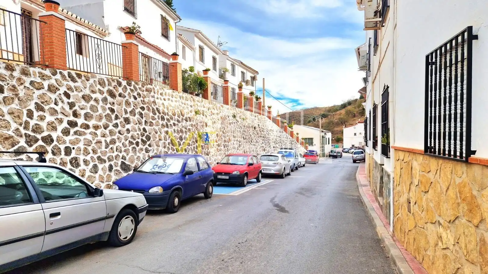 Exterior view of Houses for sale in Colmenar  with Terrace and Balcony