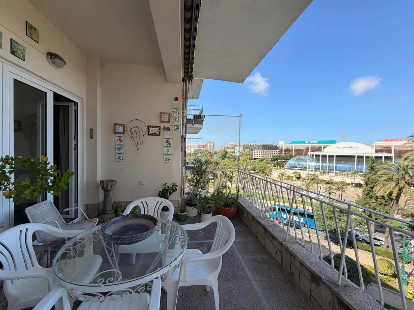 Terrasse von Wohnung zum Verkauf in Valencia mit Klimaanlage, Terrasse und Abstellraum